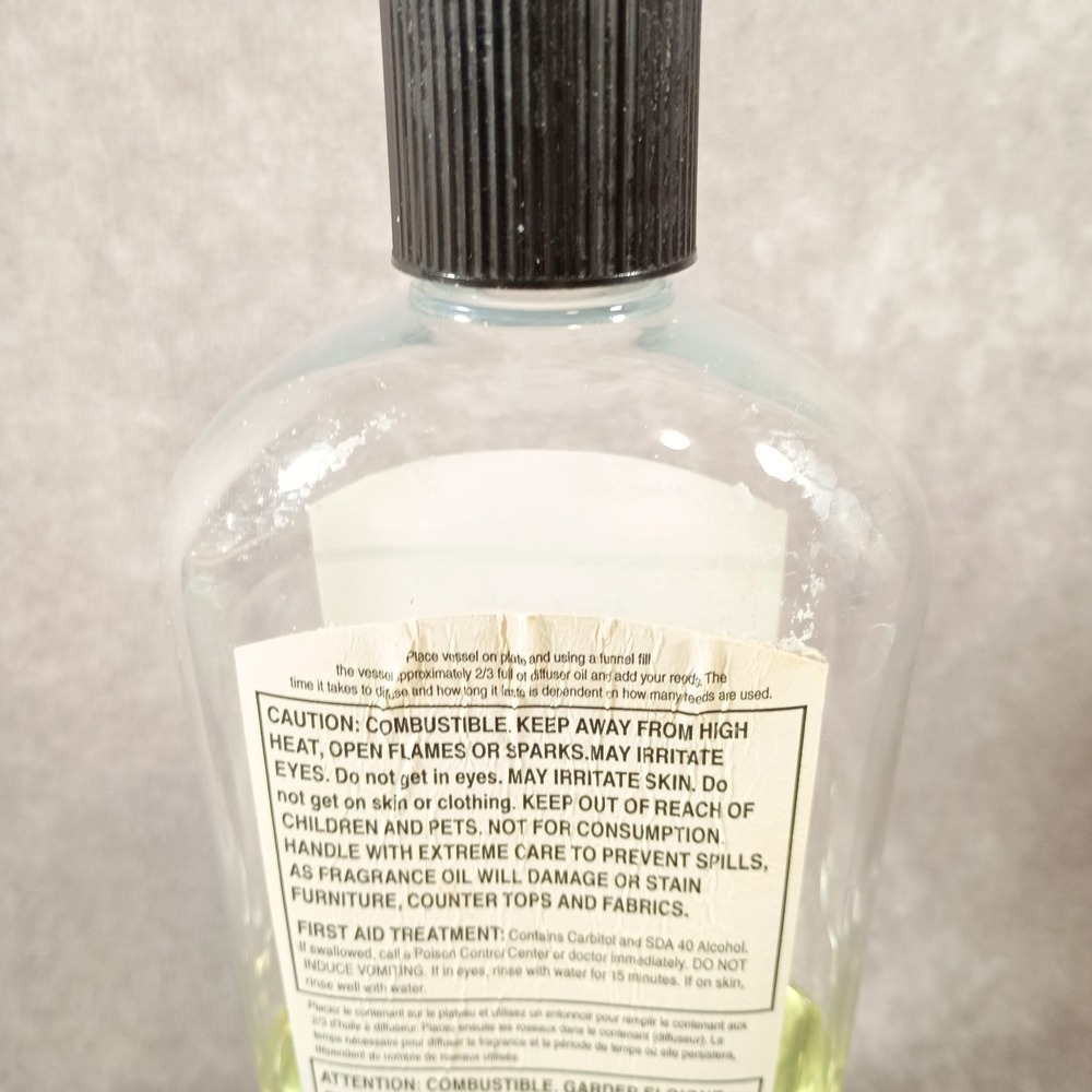Pier 1 Imports Discontinued * First Rain * Reed Difuser‎ Oil 16oz RARE 40% Full - Picture 4 of 6